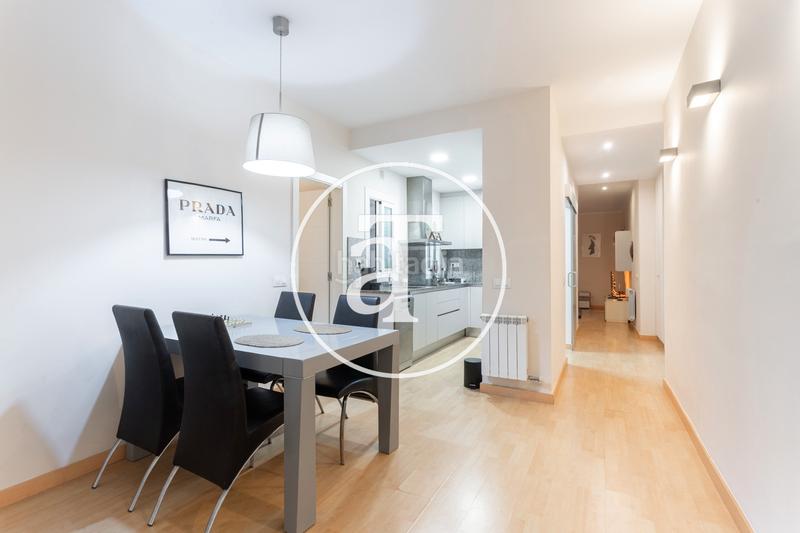 Foto d6bf17df-ad20-4f98-9a9a-158989832b05. Alquiler piso  de alquiler temporal de 2 habitaciones y 1 baño en calle aragó en el eixample en Barcelona