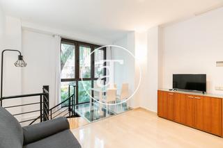 Location Appartement  Carrer de solà 10. Dúplex de alquiler temporal de 2 habitaciones y 1 baño en les co