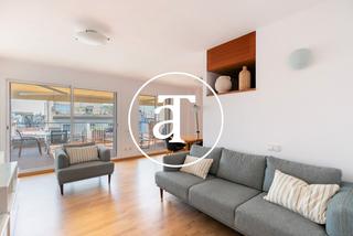 Rent Penthouse  Carrer d'aribau 166. Ático de alquiler temporal de 3 habitaciones y 2 baños con balcó