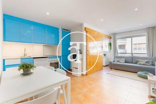 Location Appartement  Avinguda verge de montserrat. Piso de alquiler temporal de 1 habitación con estudio y 1 baño c