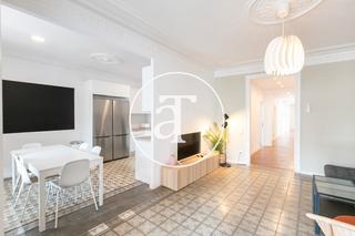 Alquiler Piso  Carrer de bailèn 33. Piso de alquiler temporal de 5 habitaciones, 3 baños, terraza y