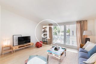 Location Attique  Carrer de mas yebra 5. Ático de alquiler temporal de 1 habitación, 1 baño con terraza p