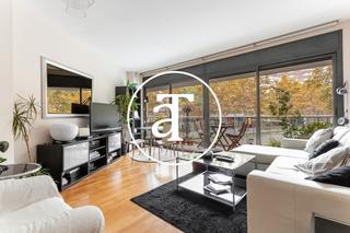Alquiler Piso  Rambla del poblenou. Piso de alquiler temporal de 1 habitación y 1 baño con salida a