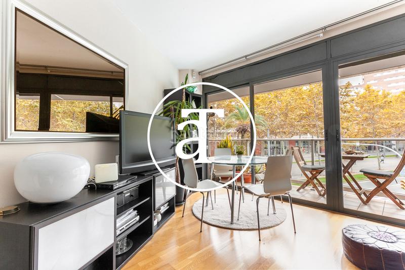 Foto ed2ee643-23d5-4bc6-9d73-36e14f15f475. Rent flat with heating in Provençals del Poblenou Barcelona