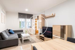 Miete Erdgeschoss in Camí antic de valència 105. Piso de alquiler temporal de 2 habitaciones con estudio y 1 baño