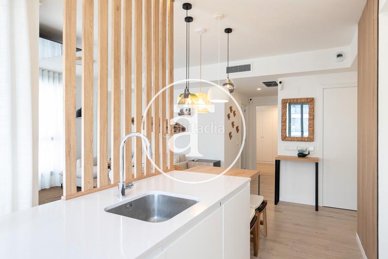 Foto 0127d1a4-cbfd-4597-8ad0-143510965dce. Rent flat with heating parking pool in Port Badalona