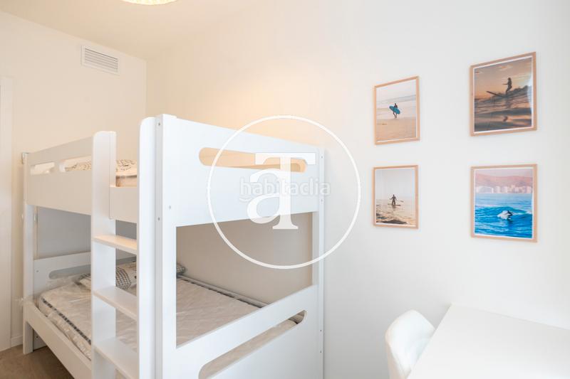 Foto 6536481d-ff29-4253-ac7a-65e99ff3acb3. Rent flat with heating parking pool in Port Badalona