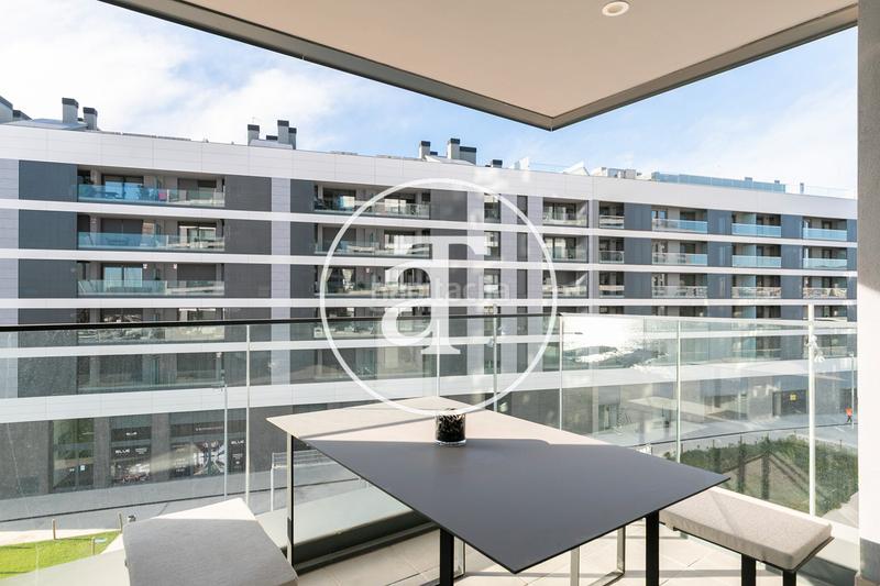 Foto eb2e0f18-c213-403b-9f97-93eadd735702. Rent flat with heating parking pool in Port Badalona