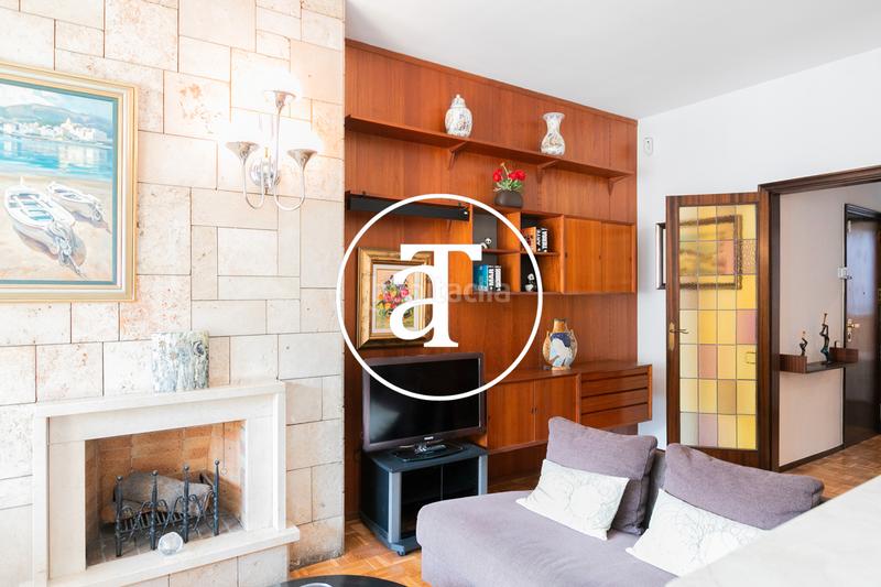 Foto 64538cdc-3c8f-4c6e-bd69-ff04bab0f05c. Miete etagenwohnung in avinguda de mistral 6 in Sant Antoni Barcelona