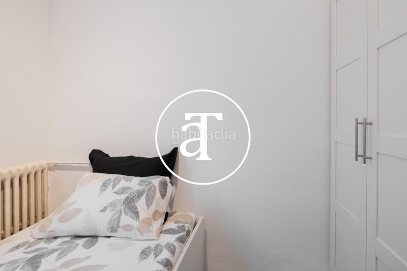 Foto fef173b8-ba29-40db-a413-1b482d946197. Miete etagenwohnung in avinguda de mistral 6 in Sant Antoni Barcelona