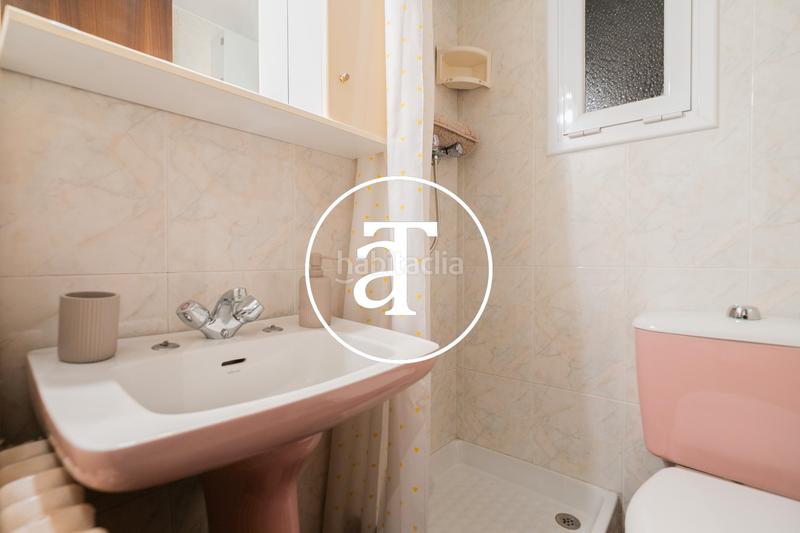 Foto 2ad14d8a-8ec4-4e10-b131-8cfa1c19e579. Rent flat in avinguda de mistral 6 in Sant Antoni Barcelona