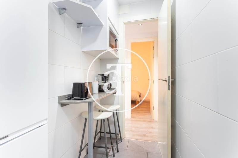 Foto 94b5f24c-77f7-464c-b88f-9f5ce8405f6f. Lloguer pis amb calefacció a Turó de la Peira Barcelona