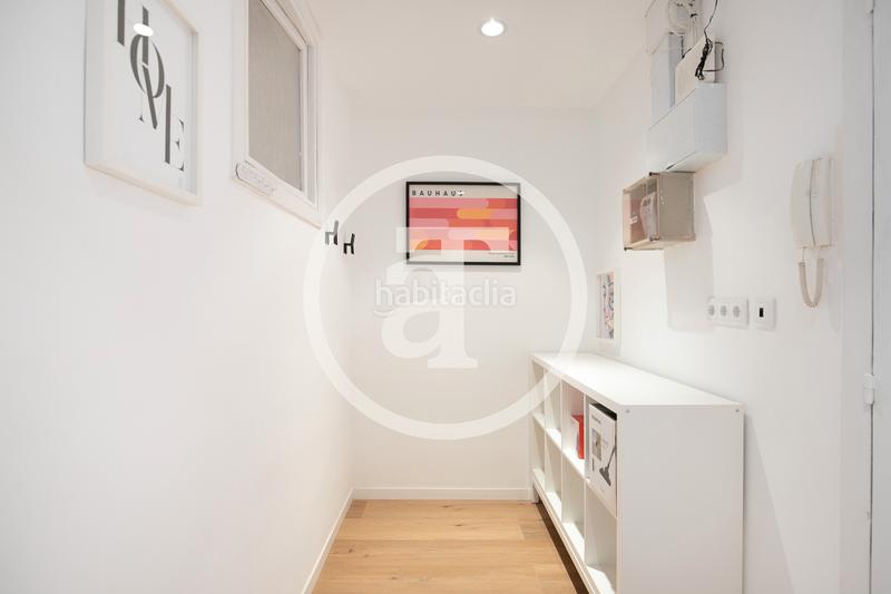 Foto 1750ed90-f944-48c2-8a2a-46f80461e137. Location appartement dans carrer de la diputació 212 dans Barcelona