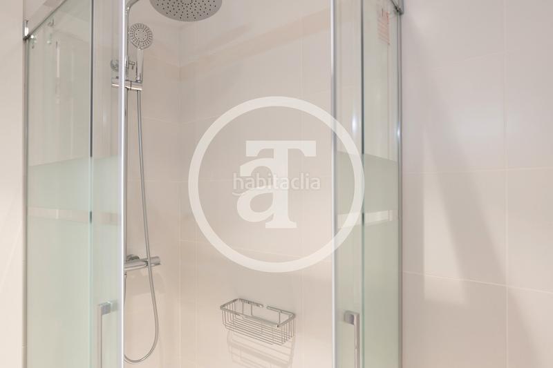 Foto 945f54bf-28db-4298-af62-0163a677e610. Location appartement dans carrer de la diputació 212 dans Barcelona