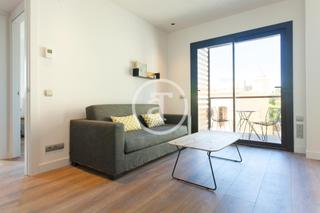 Lloguer Pis  Carrer de ticià. Piso de alquiler temporal de 2 dormitorios, amplio balcón, y zon