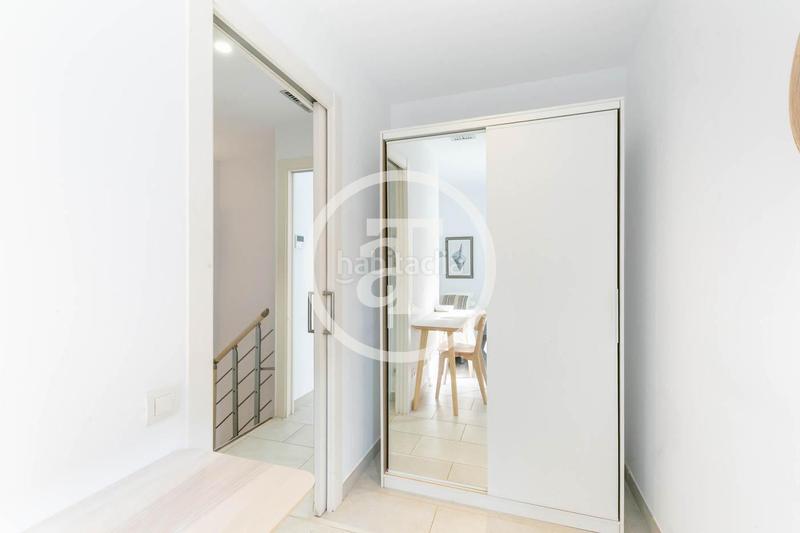 Foto 178aadee-584f-4bfa-9bf7-6665f63219b3. Lloguer dúplex amb calefacció a Barceloneta Barcelona