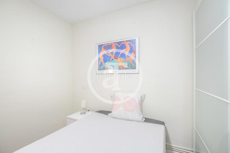 Foto 4f435db2-24e0-4dfc-a431-4fe4e9faa57b. Lloguer àtic amb calefacció a La Nova Esquerra de l´Eixample Barcelona