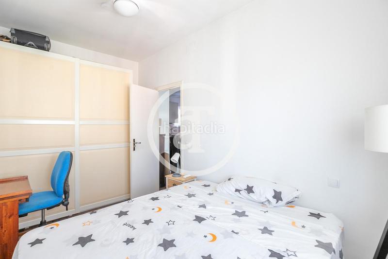 Foto 661a45e9-b915-43f2-a34e-17df9e028737. Location attique avec chauffage dans La Nova Esquerra de l´Eixample Barcelona