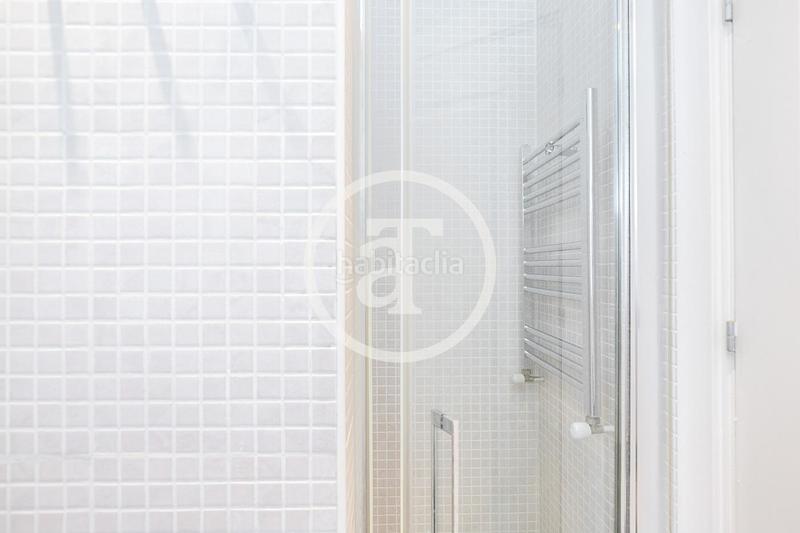 Foto 3e4c0d94-1d88-4b26-804f-0445d19acfaa. Miete dachwohnung mit heizung in La Nova Esquerra de l´Eixample Barcelona