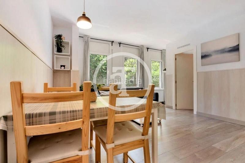 Foto 3061b2b0-166a-4610-9f54-af5fdb15133d. Miete etagenwohnung mit heizung parking in Montbau Barcelona