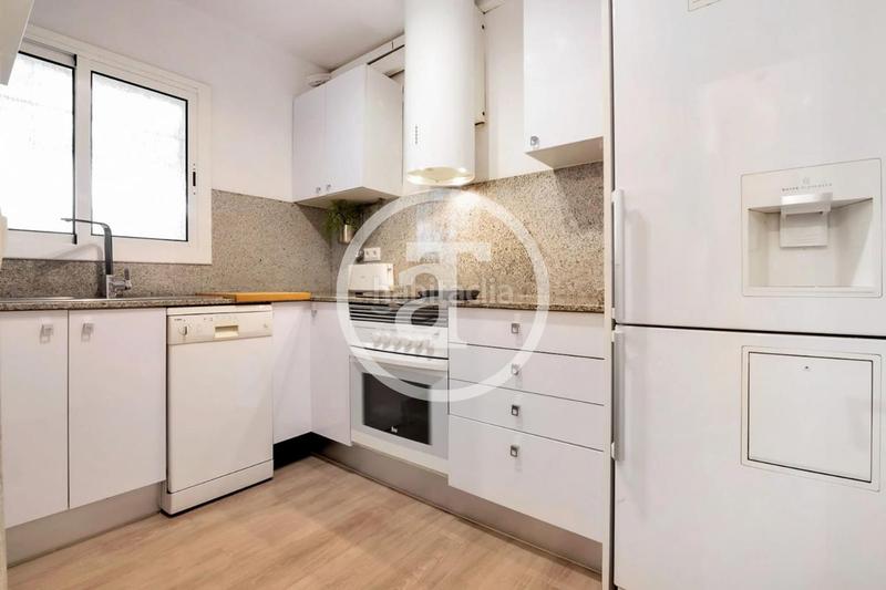 Foto ea875da5-bced-41ee-8556-bb66011bd660. Miete etagenwohnung mit heizung parking in Montbau Barcelona