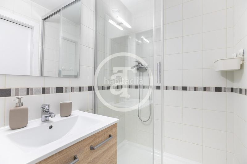 Foto 7dd98e6e-6e26-4ca9-beb9-77a0f3a3c06e. Miete etagenwohnung mit heizung in Montbau Barcelona