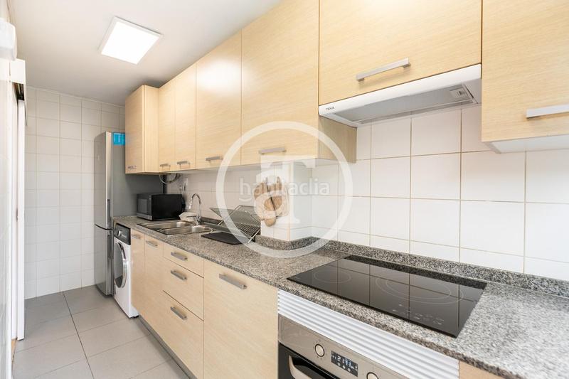 Foto a3c5080f-2a88-4fbe-bfb9-f17014523cff. Miete etagenwohnung mit heizung in Montbau Barcelona