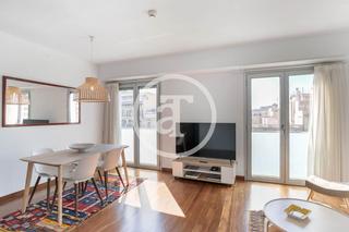 Location Appartement  Gran via de les corts catalanes. Piso de alquiler temporal de 1 habitación y vestidor con 1 baño