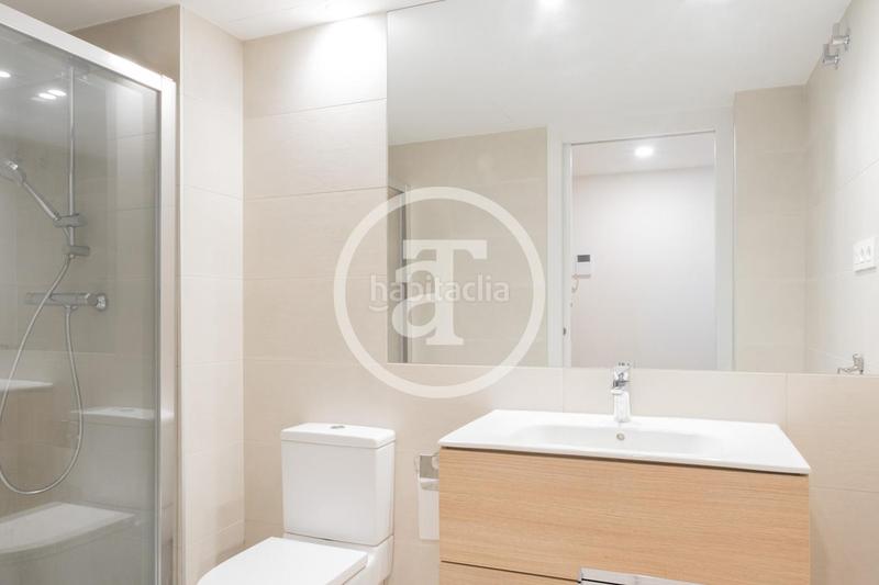 Foto 77397927-f3c3-41e7-be85-7061a28fcf54. Miete etagenwohnung mit heizung in Horta Barcelona