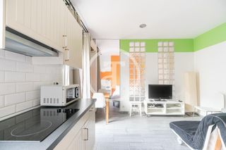 Affitto Appartamento  C/ de vinaròs. Piso de alquiler temporal de una habitación en ciutat vella