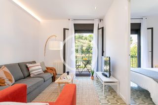 Lloguer Pis  Passeig de montjuïc. Piso de alquiler temporal de 2 habitaciones dobles en barcelona