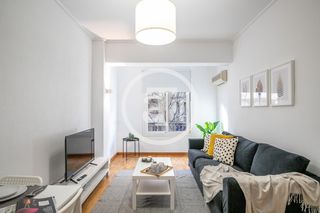 Affitto Appartamento  C/ de provença. Piso de alquiler temporal de 3 habitaciones a un paso de la sagr