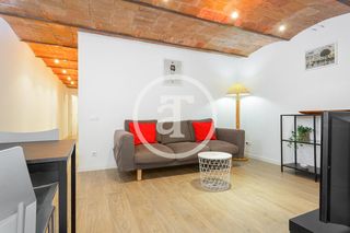 Alquiler Piso  C/ de mallorca. Piso de alquiler temporal de 2 habitaciones dobles en eixample