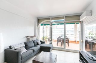 Lloguer Pis  Carrer de mejía lequerica. Piso de alquiler temporal de 3 habitaciones en les corts