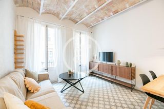 Lloguer Pis  Carrer de pere serafí. Piso de alquiler temporal en el corazón de villa gracia en barce