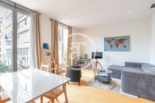Lloguer Pis  Carrer de la diputació. Piso de alquiler temporal de 1 habitación y 1 baño en el eixampl