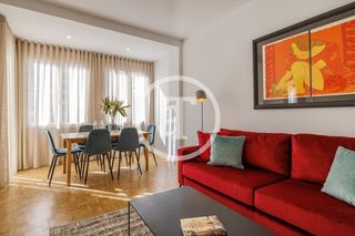 Location Appartement  Calle de sicília. Alquiler temporal de apartamento de 3 habitaciones en eixample d