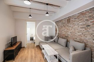 Location Appartement  Carrer de rogent. Piso de alquiler temporal de 3 habitaciones y terraza en el clot