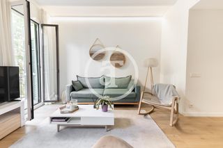 Location Appartement  Carrer de corsega. Apartamento de alquiler temporal de 2 habitaciones junto a paseo
