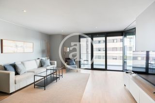 Affitto Appartamento  Carrer del progrés. Piso de alquiler temporal de 3 habitaciones, 2 baños, balcón y p
