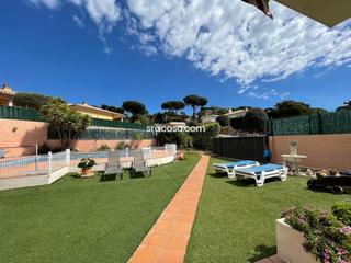 Chalet à Cabanyes-Mas Ambrós-Mas Pallí. Chalet en venta con licencia turística