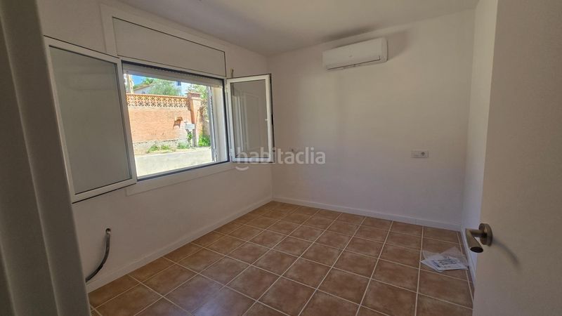 Foto e3789a59-9f69-4325-ac02-9641c9bb7e7c. Chalet en avenida mas santet 116 exclusivo chalet reformado con piscina y jardín privado en Calonge