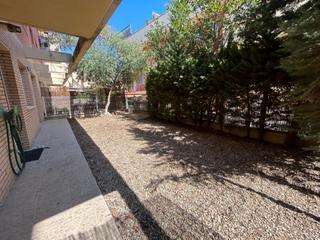 Ground floor in Els Tallats - Mas Olivé. Planta baja con terraza-jardín en calle castell de siurana, vila