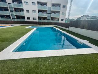 Àtic a Carrer de l'alosa 33. Atico con vistas al mar y piscina