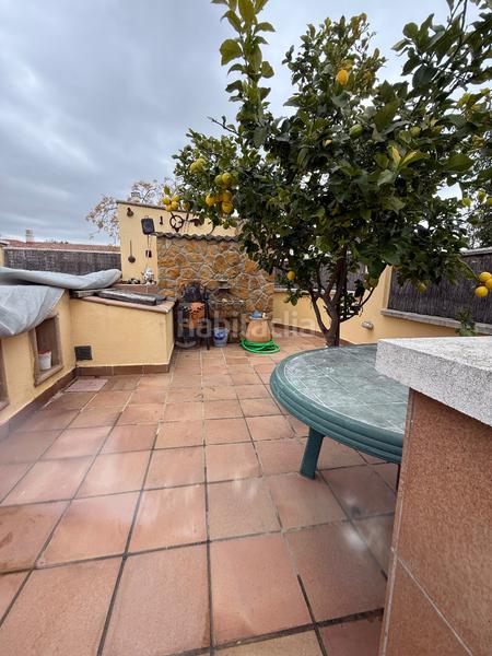 Foto 000881aa-44c4-4419-896d-992ad94c9586. Casa en carrer de l'estaca 14a casa a cuatro vientos en fondo sumella en Vilanova i la Geltrú
