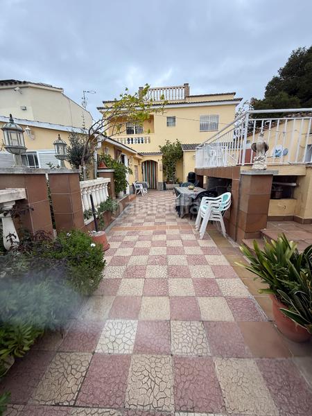Foto 51871c29-4975-48cf-9b25-23925e4f2d71. Casa en carrer de l'estaca 14a casa a cuatro vientos en fondo sumella en Vilanova i la Geltrú