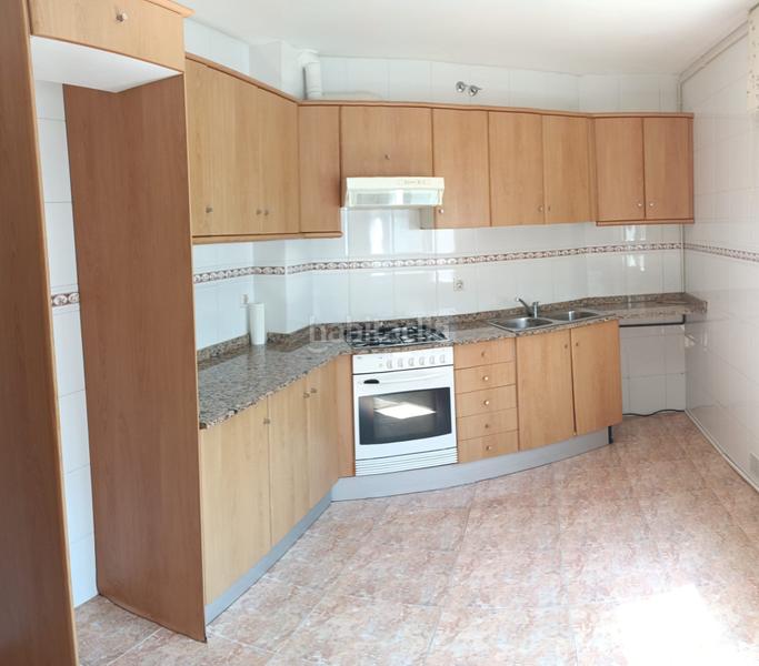 Foto 4d563a59-bf74-4b1a-9382-592f29eceb9d. Piso bonito piso en zona ayuntamiento de roquetes en Sant Pere de Ribes