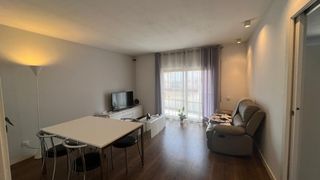 Pis  Carrer de bell lloc. Piso reformado moderno en les roquetes