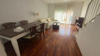 Location Maison  Avinguda jaume i. Casa adosada con piscina y al lado del mar