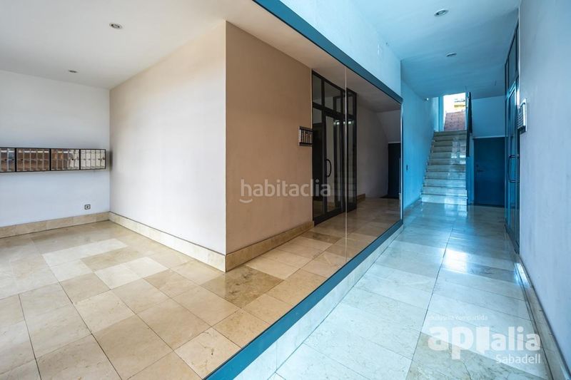 Foto 1f06d11a-86b1-46c6-8772-0a4432a1d6a2. Pis amb aparcament a Gràcia Sabadell